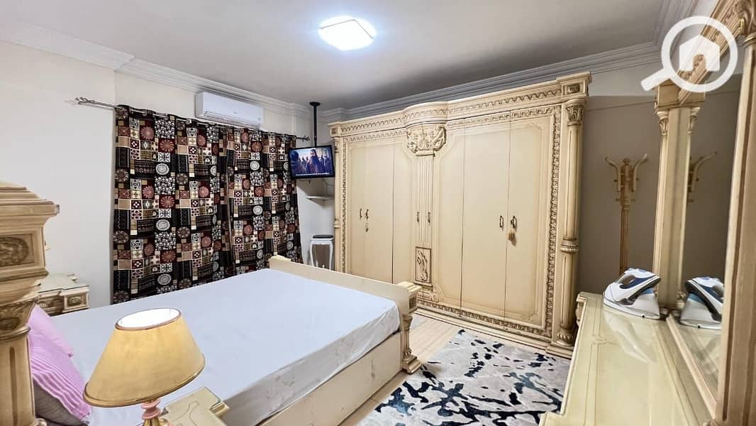 7 621ef7c4-0752-434a-a19d-69ad984b9593. jpg