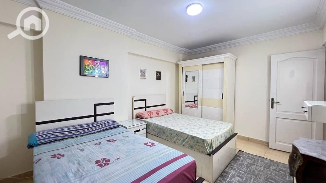 8 0856f096-98b0-40d5-8577-18ddc7576078. jpg