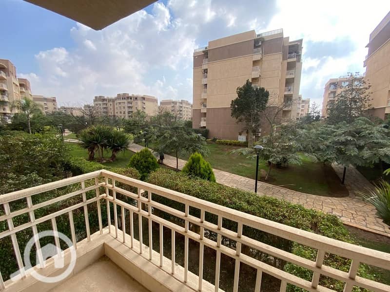 2 e92a57b1-8d65-4d2e-ab21-7967d869da93. jpg