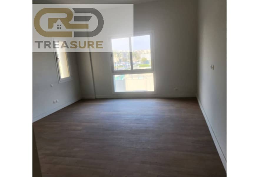 6 0df44888-27c9-43ad-8d87-f5a644c65fcc. jpg