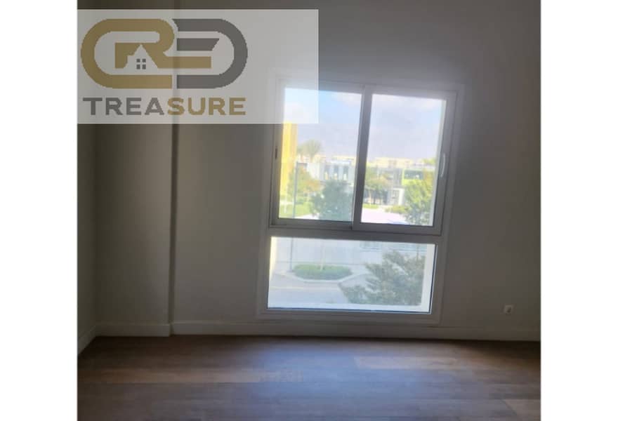 7 bb5ac400-1ea9-43b2-babb-68009b16dc54. jpg