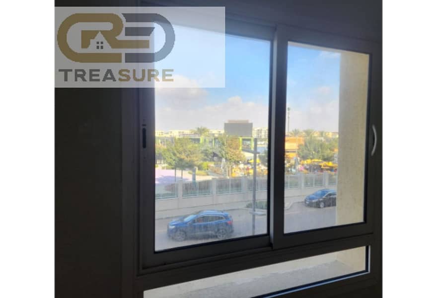 8 fbeabc18-09f7-4331-8423-dac75bf0f2b7. jpg