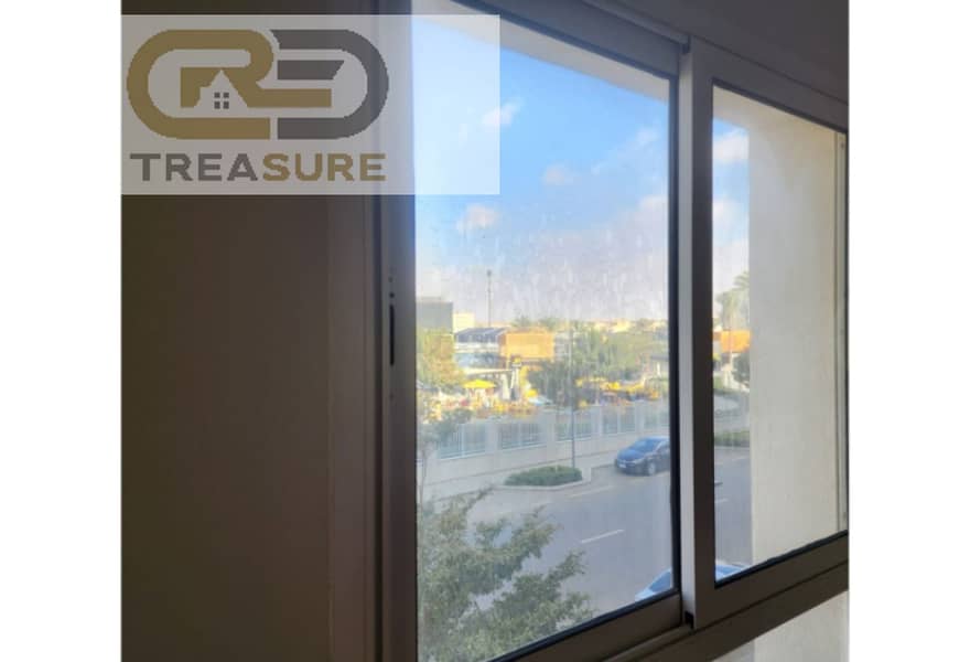 9 4a12b01c-9910-4e9c-9722-ce9ede216bc7. jpg