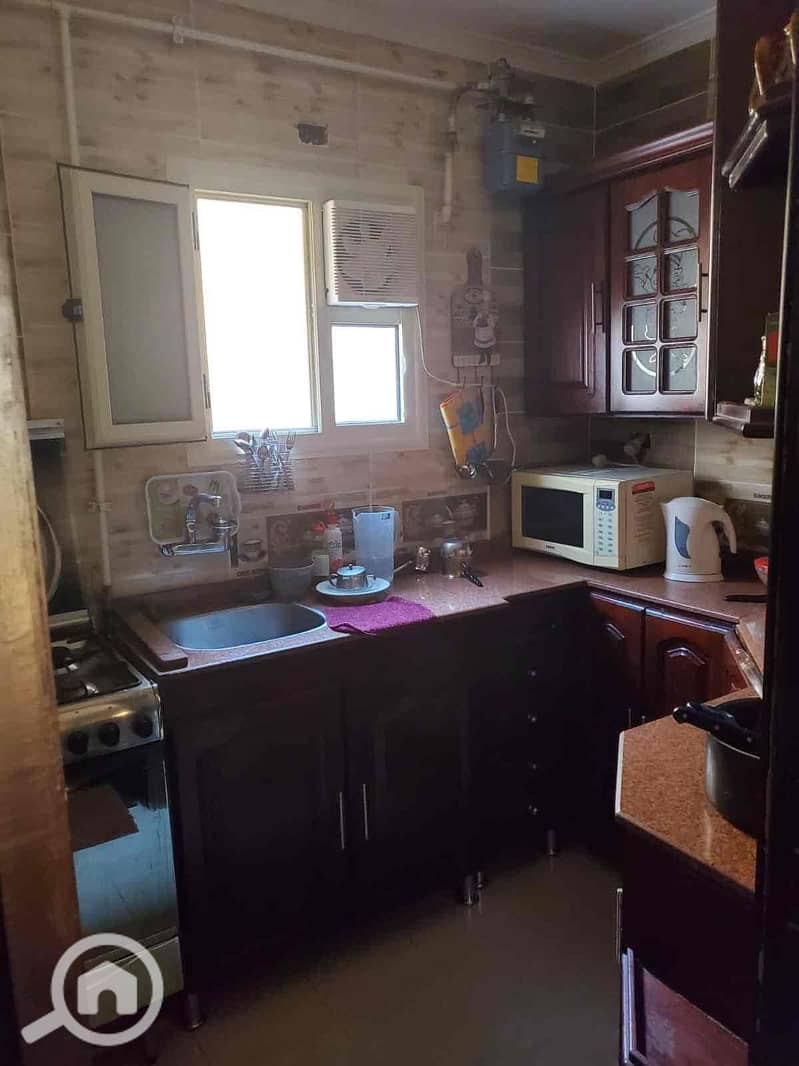 4 9a17ee81-ce14-4ca2-b574-2e64c0cfac80. jpg