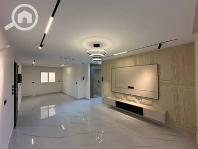 3 Bedroom Flat for Sale in Madinaty, Cairo - 6beecfd1-3388-4094-9aa6-f42b0e91f7c3. jpeg