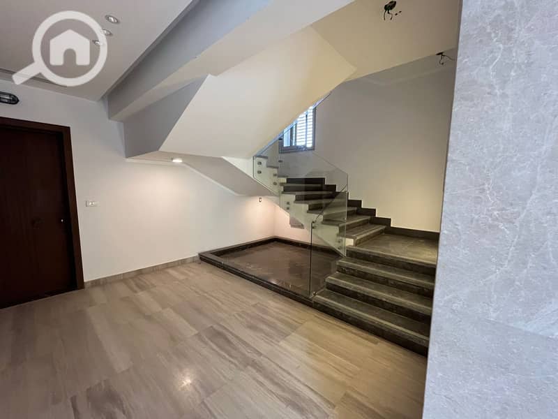 13 WhatsApp Image 2025-09-27 at 12.00. 13_f43459be. jpg