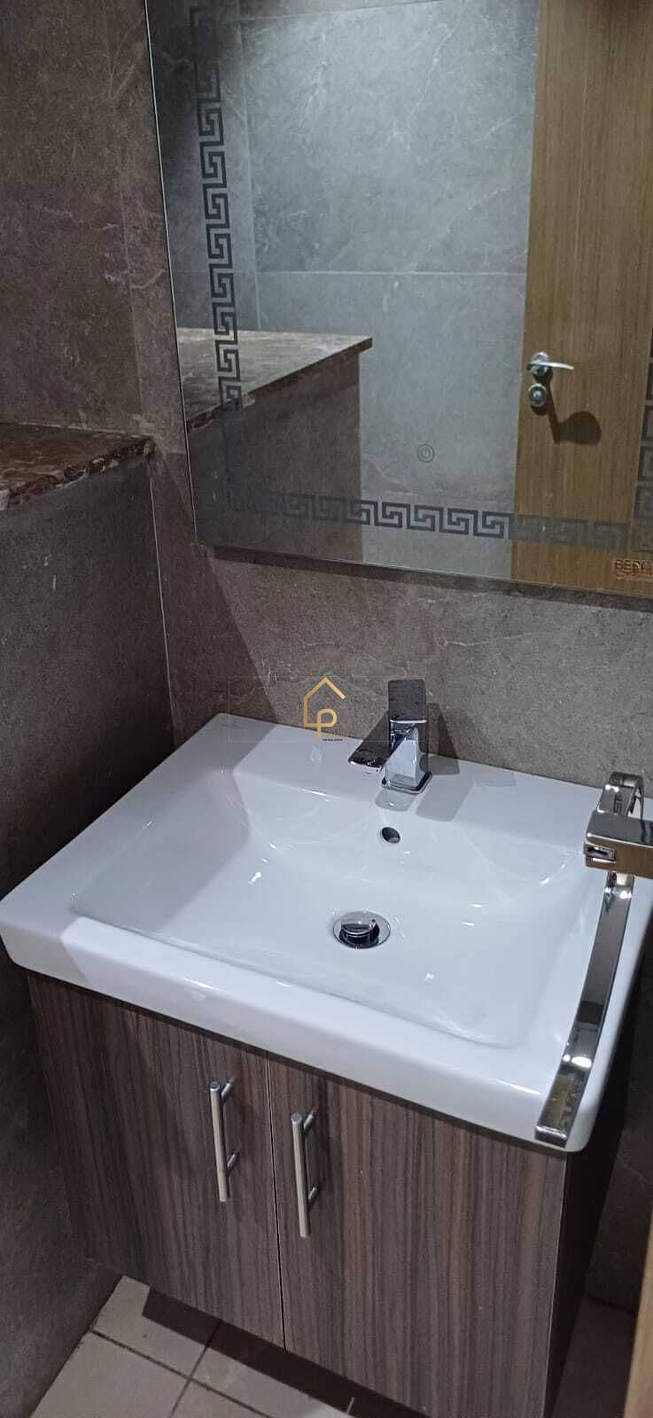 3 d56a9ada-d914-48ce-8274-3da45a8a2627. jpg