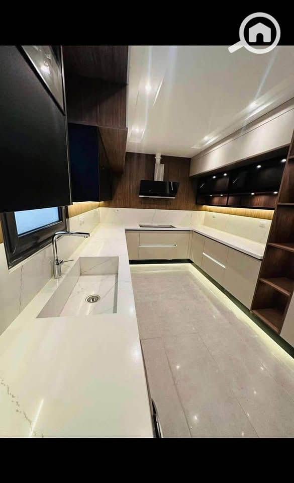 8 c3dac36a-927d-403d-b5a1-6c5ccad5ba6b. jpg