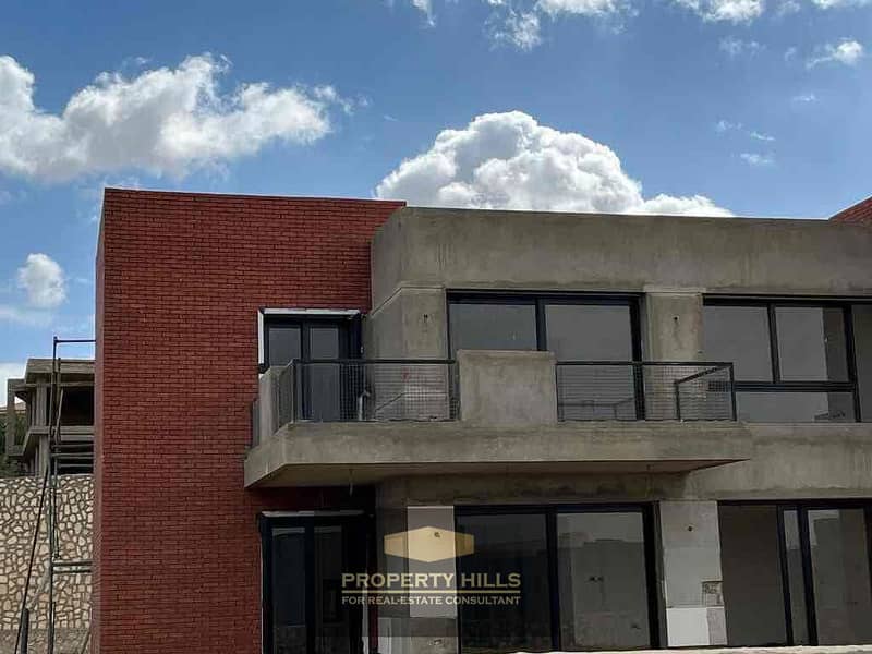 2 e34866e1-ea3a-497b-bb2b-7027c40571e2. jpg