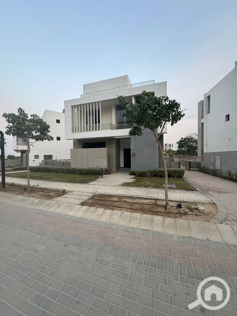 5 WhatsApp Image 2026-01-18 at 4.13. 01 PM. jpeg