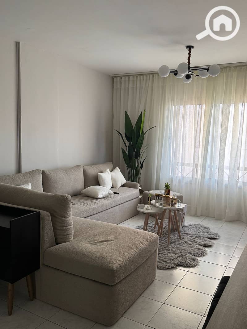 2 7a580b8a-5d07-4e7e-b7fc-94387e638007. jpeg