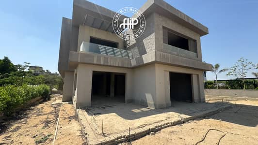 فیلا 5 غرف نوم للبيع في 6 أكتوبر، الجيزة - IMG-20250713-WA0114. jpg