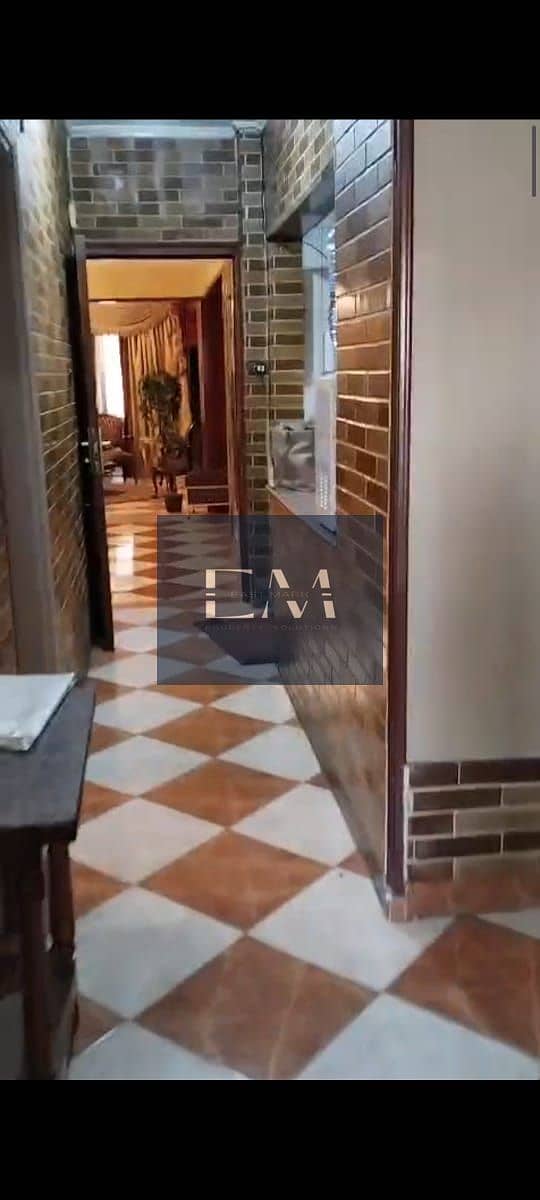 12 d71fc533-63cb-40bc-a816-90cd87cdefc0. jpg