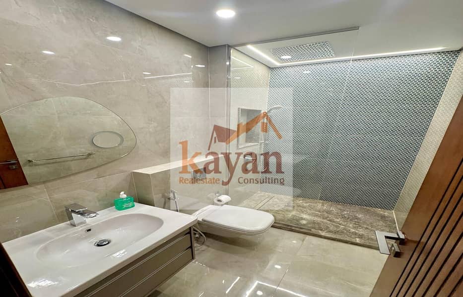 8 c03f707d-02d5-4782-8059-f73d2898a619. jpg