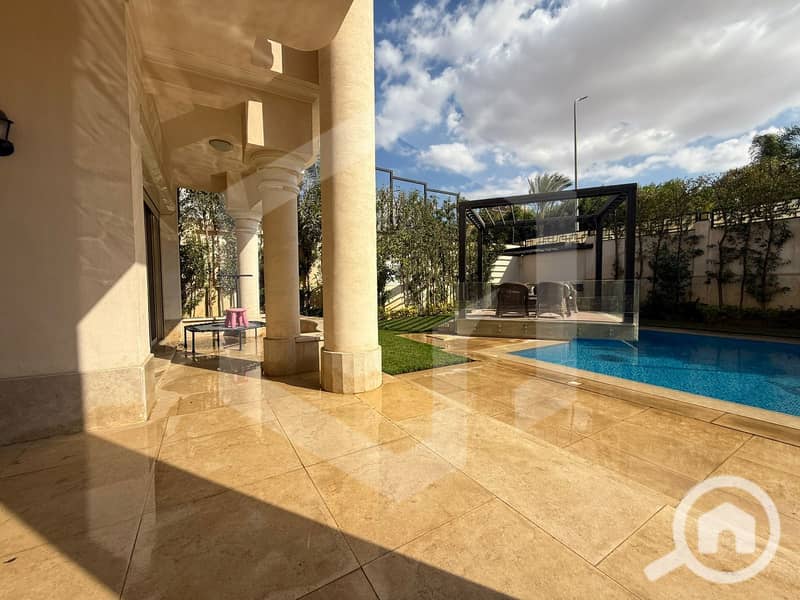 2 Green Hills 2. jpg