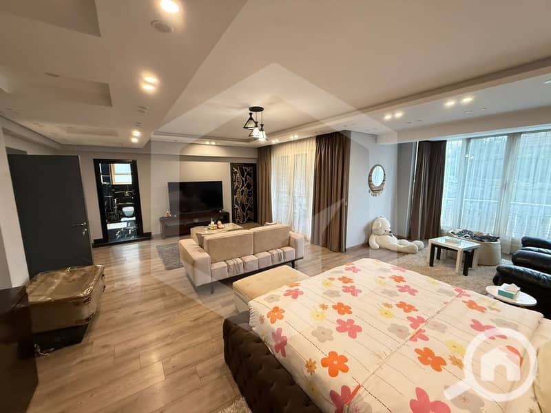 6 Green Hills 6. jpg