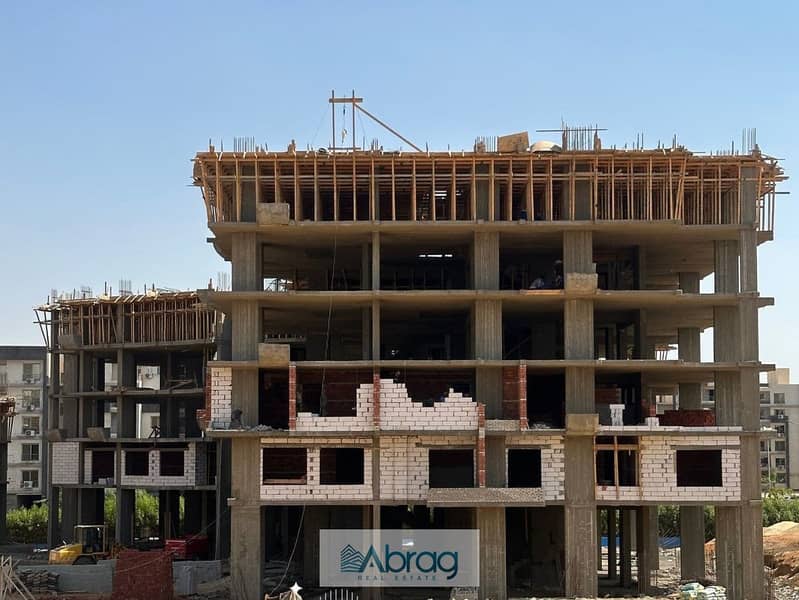 2 4ee492cd-1d0d-41ce-8f8c-919abe01a3f7. jpeg