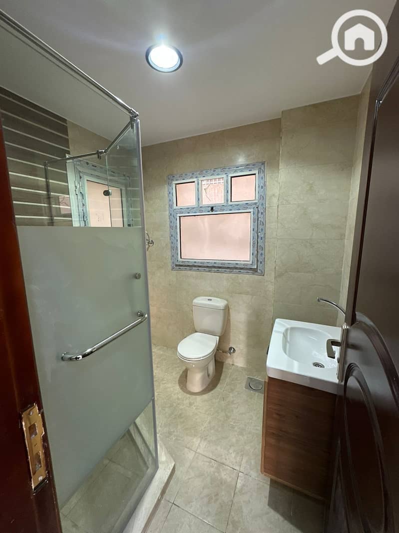 7 19407ef0-843b-4a88-a8a6-605a0938d47a. jpeg