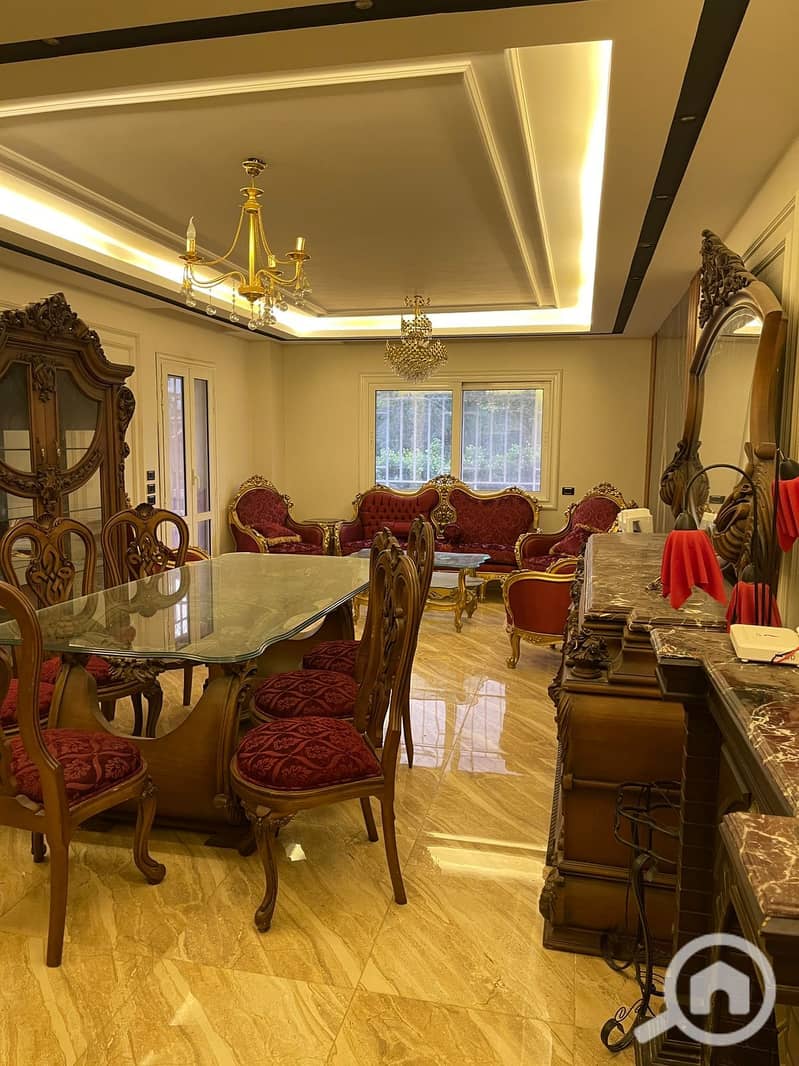 4 aa1b63dc-5b71-414f-87c7-3237e925d51a. jpg