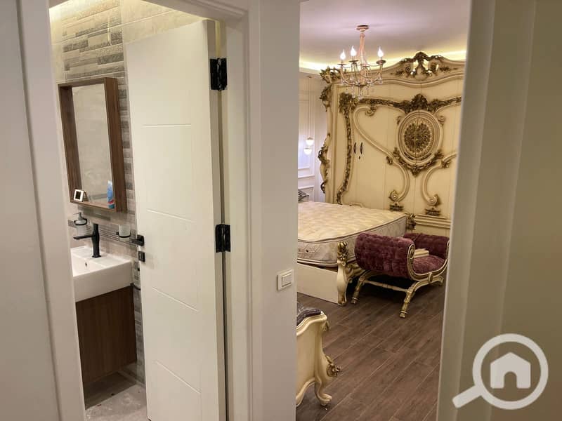 13 5270d40c-b618-4694-8596-2cc5ae2484b7. jpg