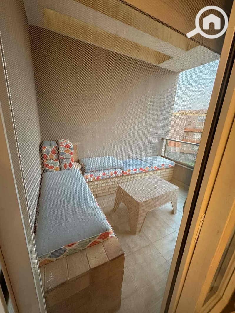 7 02f19f31-3925-47fd-aa9e-20ca7f8c1494. jpg