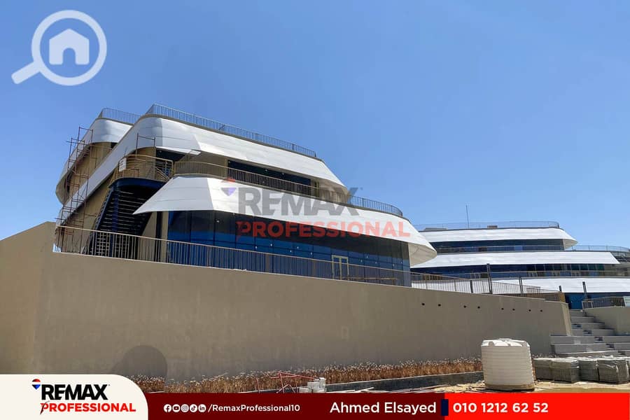 10 bdbd66a7-789e-44b9-8dce-77cd85203737. jpg