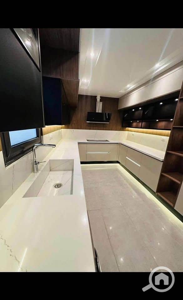 8 c3dac36a-927d-403d-b5a1-6c5ccad5ba6b. jpg