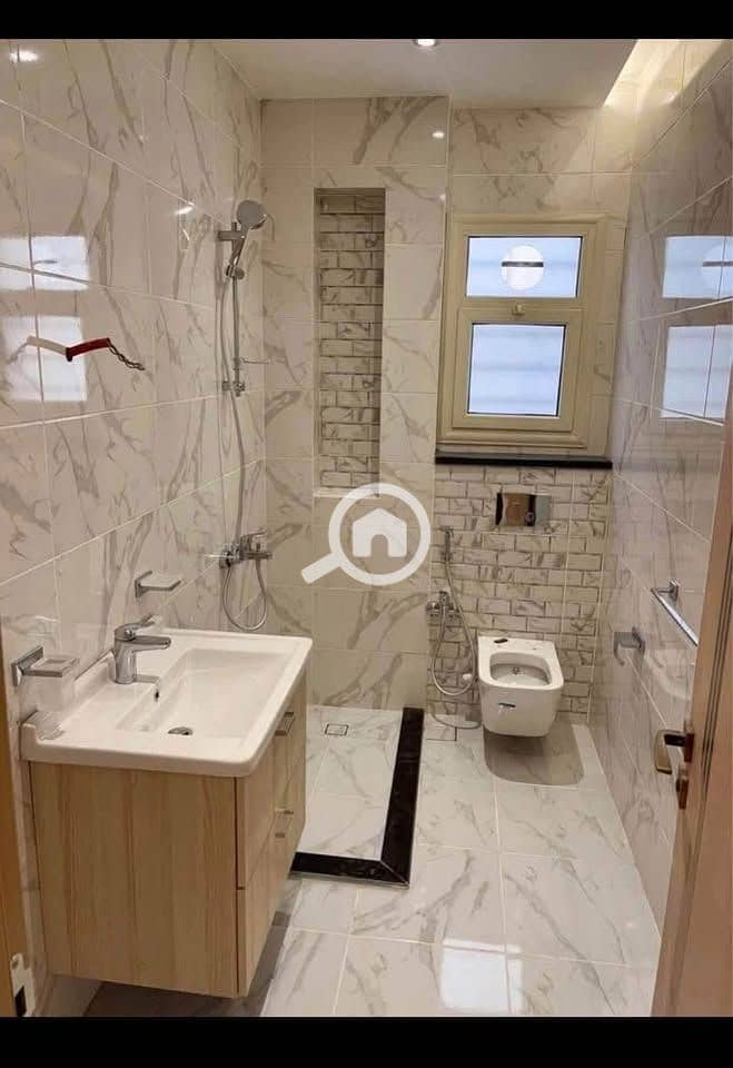 9 ce05ad69-cbac-49d4-8b87-8a2877977aeb. jpg