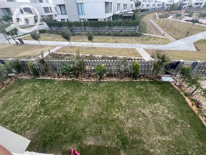 12 5385ee41-cd03-4366-ad9b-91536db55ee4. jpeg