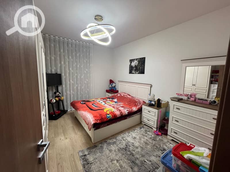 27 643951da-8df9-46b3-a1df-529cb68ea9d1. jpeg