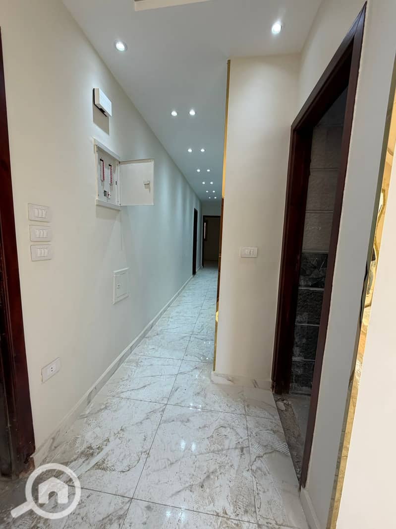 2 9f759c33-f8dc-4012-ab8b-b5bbc1233c8b. jpg