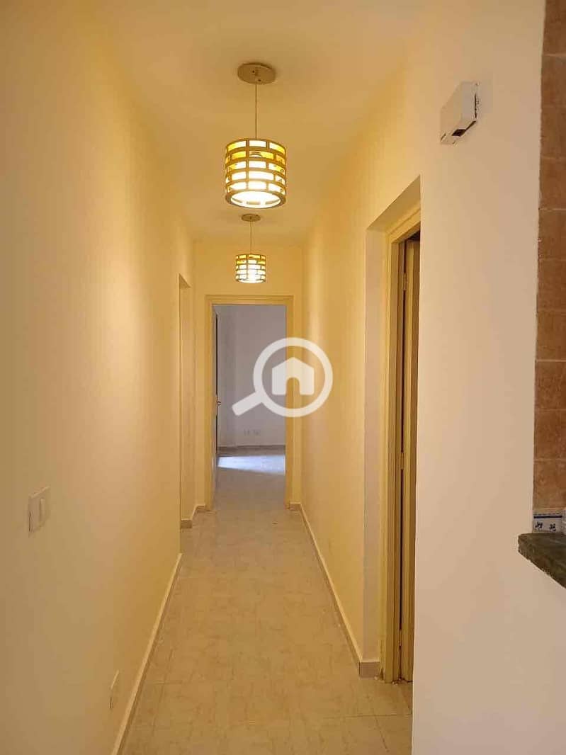 6 8c8a4887-8ed5-4504-bfac-80529222aee0. jpg