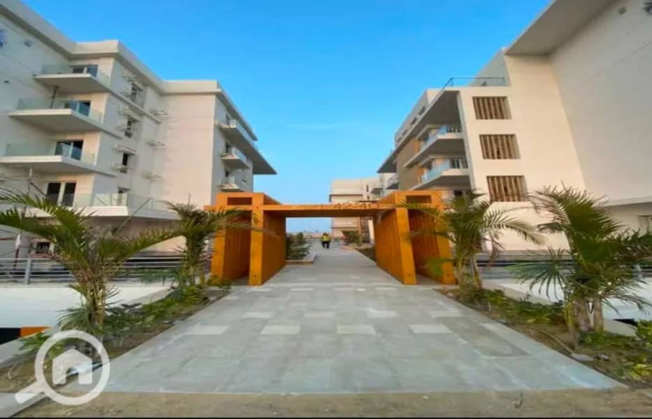 5 WhatsApp Image 2025-11-18 at 11.16. 22 PM (1)_1400x900. jpg