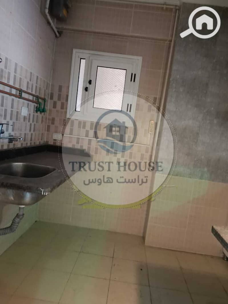 9 WhatsApp Image 2025-12-29 at 16.24. 59 (8). jpeg