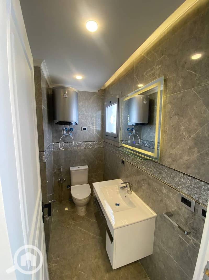 5 417528378_863687545538847_1386803077316068732_n. jpg