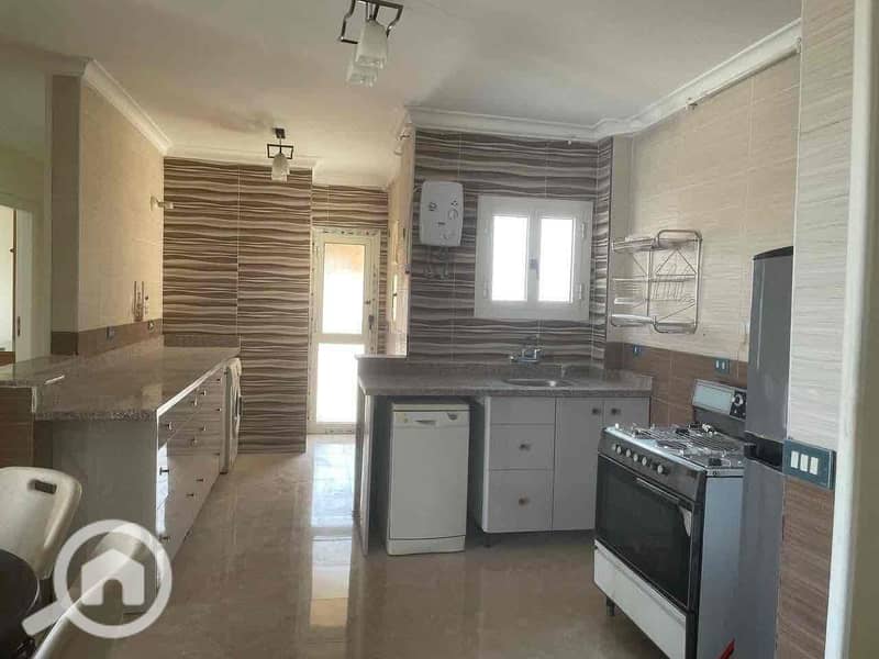 5 dde9e0c1-d25b-46ea-9886-f372e356c6d6. jpg