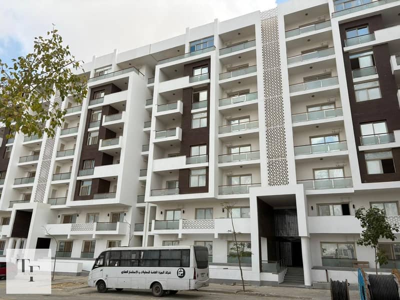 2 19bdd722-5028-4c6e-ada0-1217229a9180. jpg