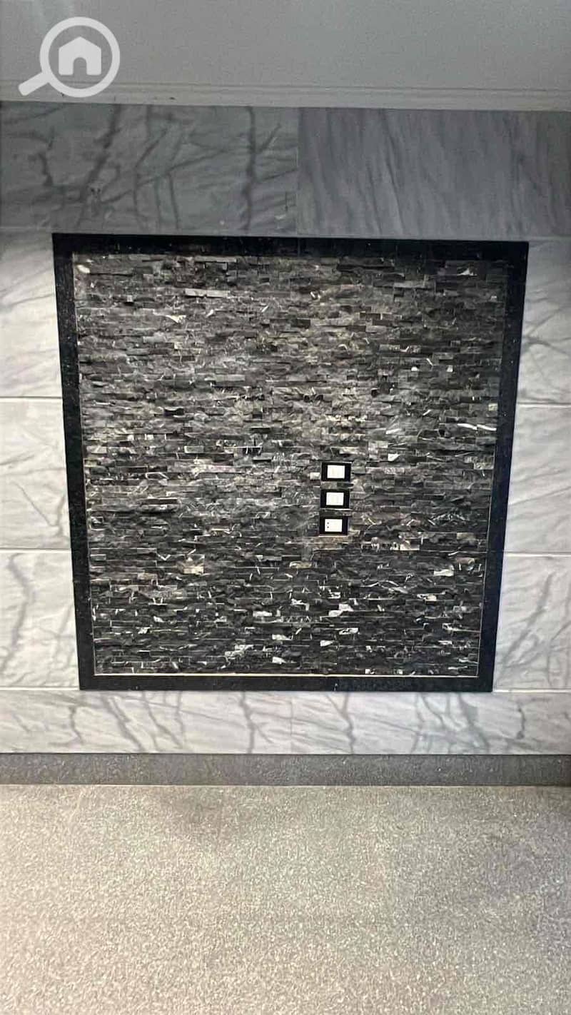 7 e75cf244-511e-409f-afa0-cf617ba22974. jpg