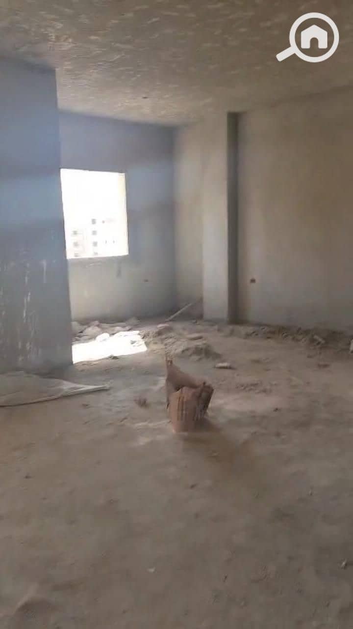 4 7ae8e920-9f8d-438a-8dbf-4f85385ea731. jpg