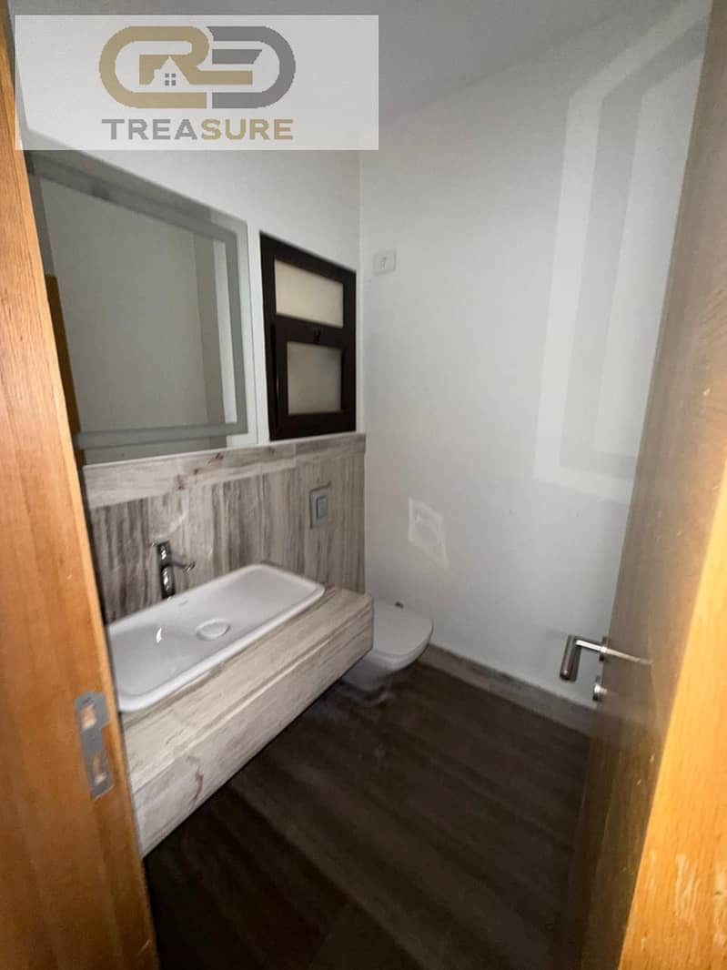 9 WhatsApp Image 2026-01-17 at 11.00. 33 PM (2). jpeg