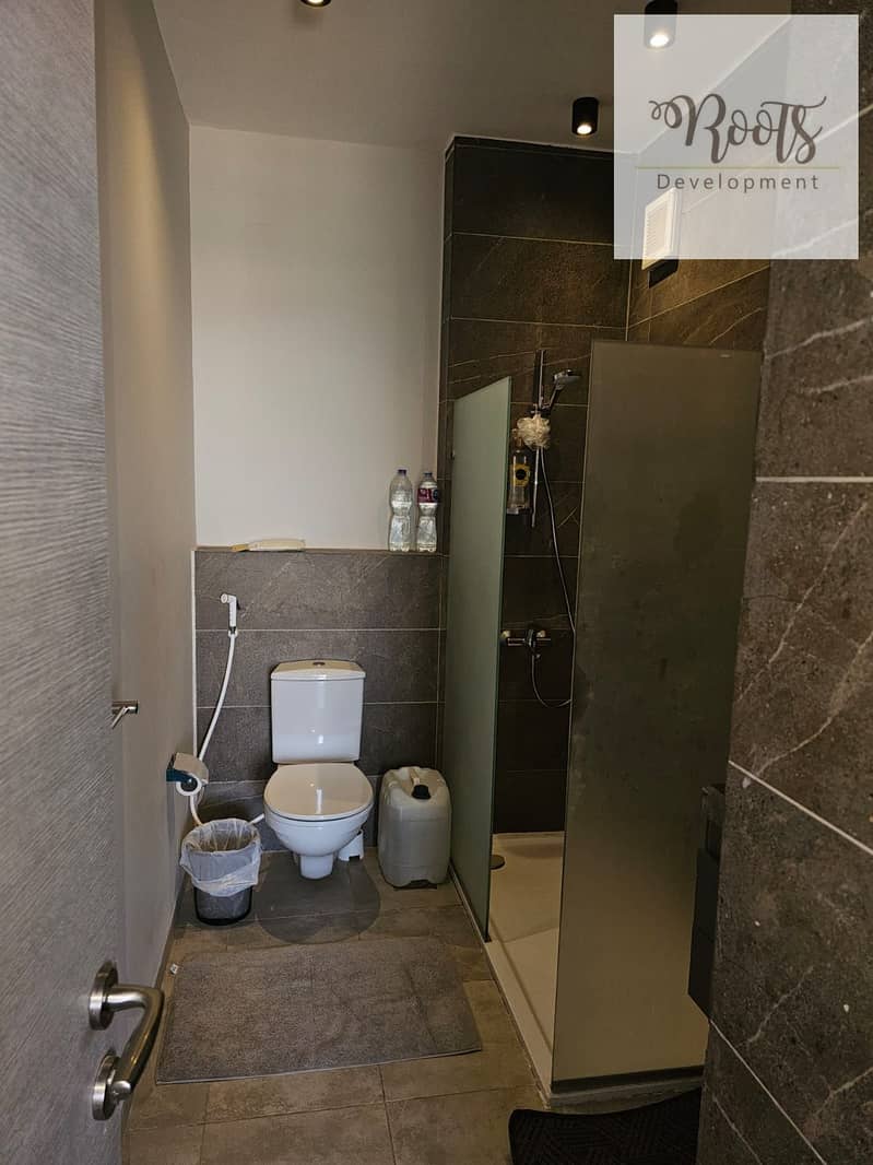 9 WhatsApp Image 2025-12-31 at 17.44. 05 (1). jpeg