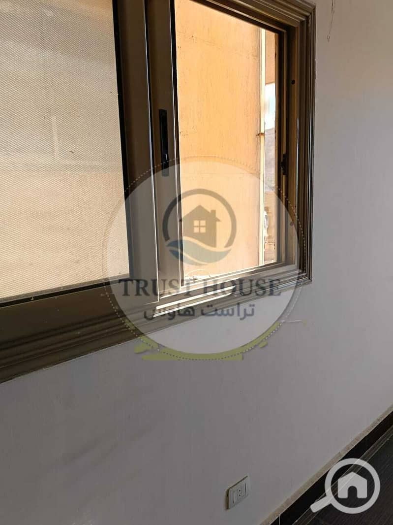 19 WhatsApp Image 2025-12-29 at 16.25. 09 (1). jpeg