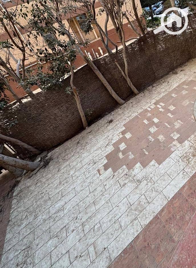 4 71b00284-0e79-4bec-839a-14e9cd0288b0. jpeg