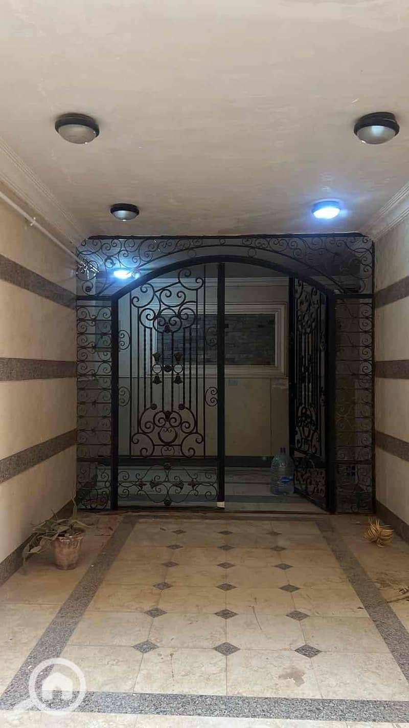 4 c09bc3aa-c22a-4333-8eed-0b8dc8bdb5a5. jpg