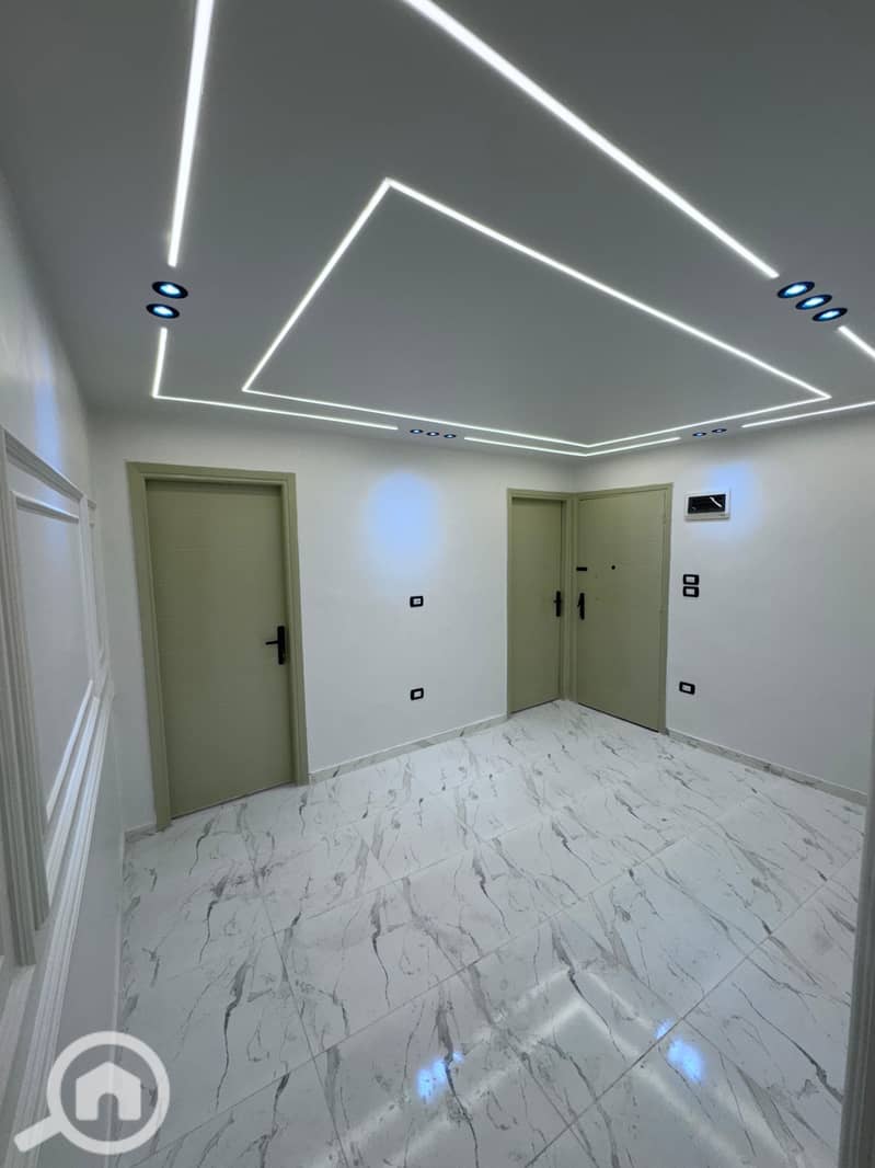 6 WhatsApp Image 2025-12-07 at 17.04. 32. jpeg