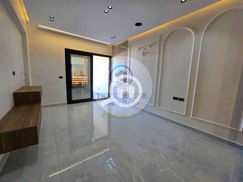 3 WhatsApp Image 2025-11-28 at 19.42. 43. jpeg