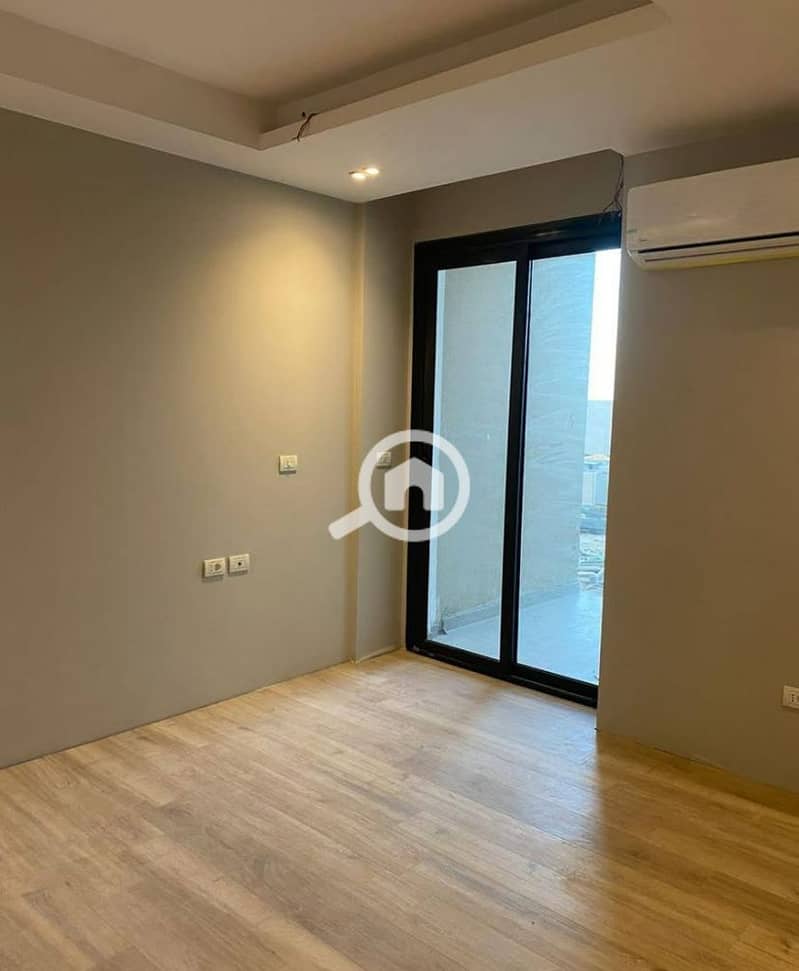 11 WhatsApp Image 2025-12-18 at 1.56. 30 PM (4). jpeg