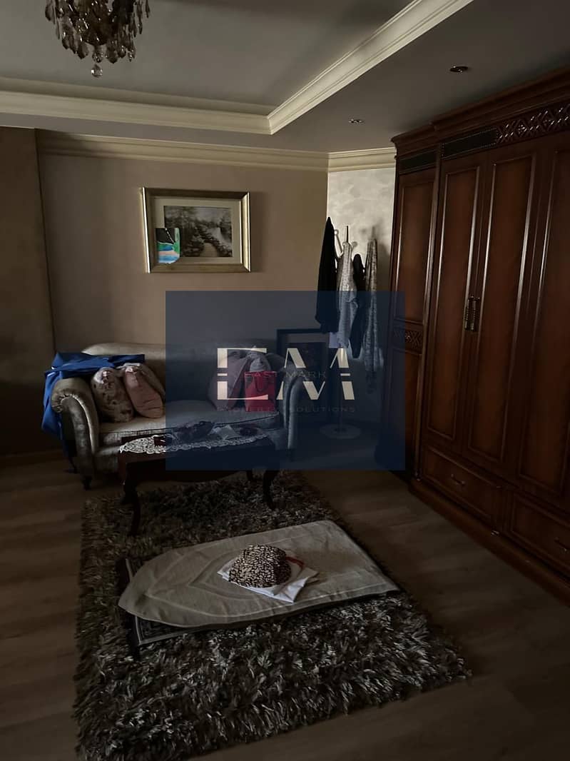 19 db718566-bf5b-45c0-93b3-ba845bca1d6d. jpg