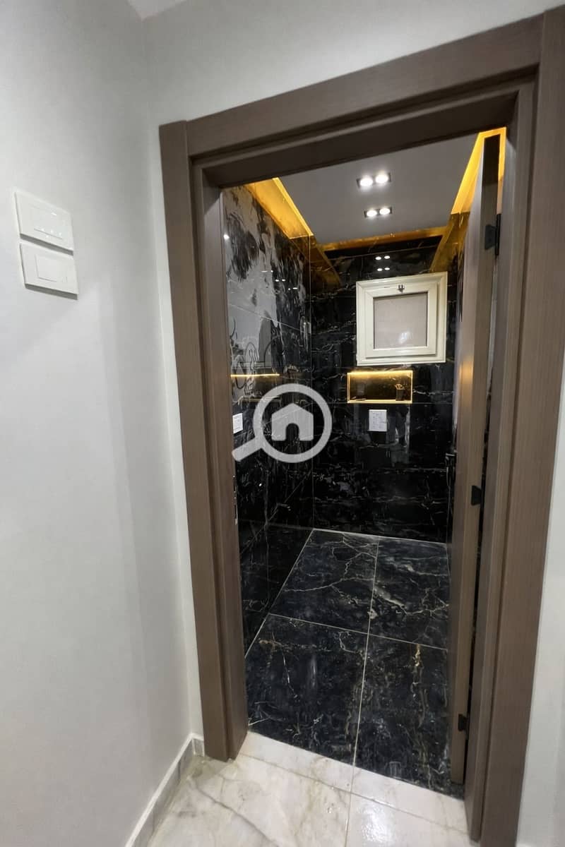 5 ChatGPT Image Jan 16, 2026, 04_26_19 PM. png