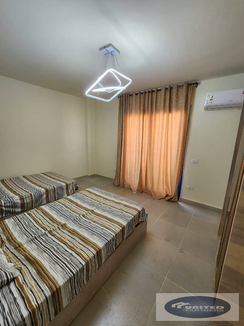 2 832b7309-944f-4e9b-9866-892efbd97115. jpg